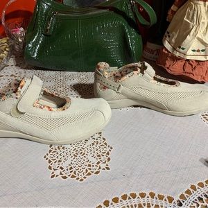 Barefoot Freedom New! 6.5W